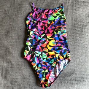 Arena triangle back suit, Size 36. Beautiful pattern and colors!
